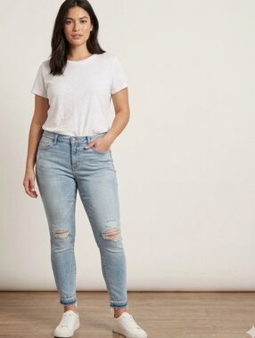 A.N.A Women's Jeans Size 4